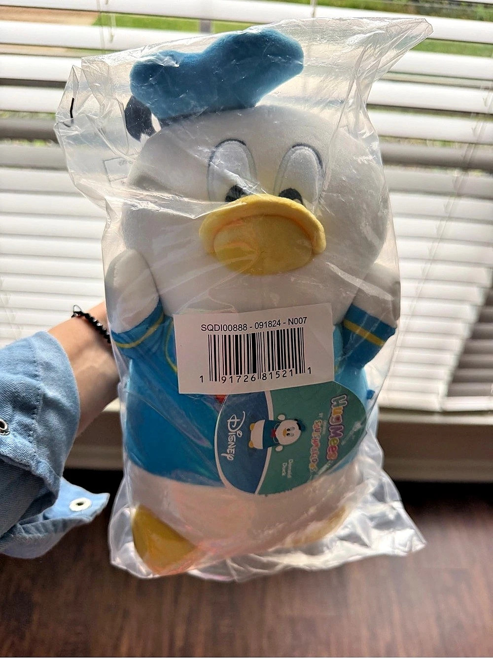 Disney Donald Duck plush Toy NWT Blue & White